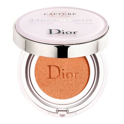 DIOR       DREAMSKIN     TINT 20